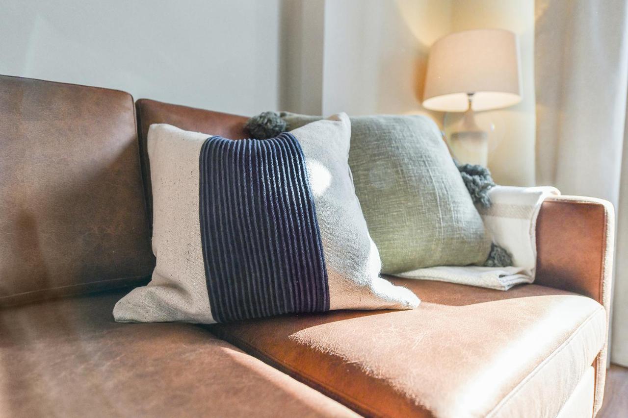 Hébergement de vacances Haydn House Luxurious Retreat - 4 Bedroom, 10 Guest Max, Perfect Away From Nottingham